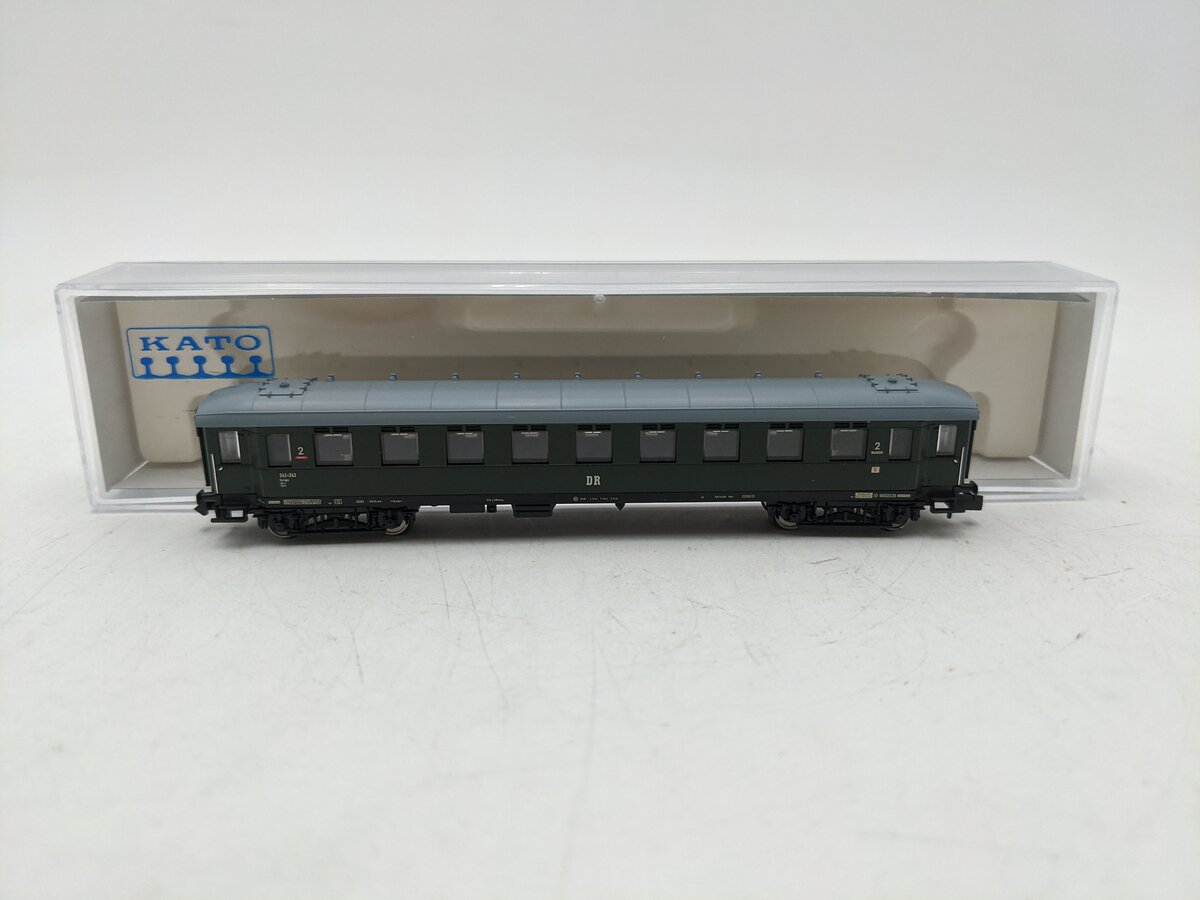Kato N Scale Deutsche Reichsbahn Passenger Car EX/Box