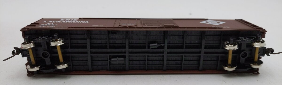 Accurail 95311 HO Scale Erie Lackawanna Boxcar #68934