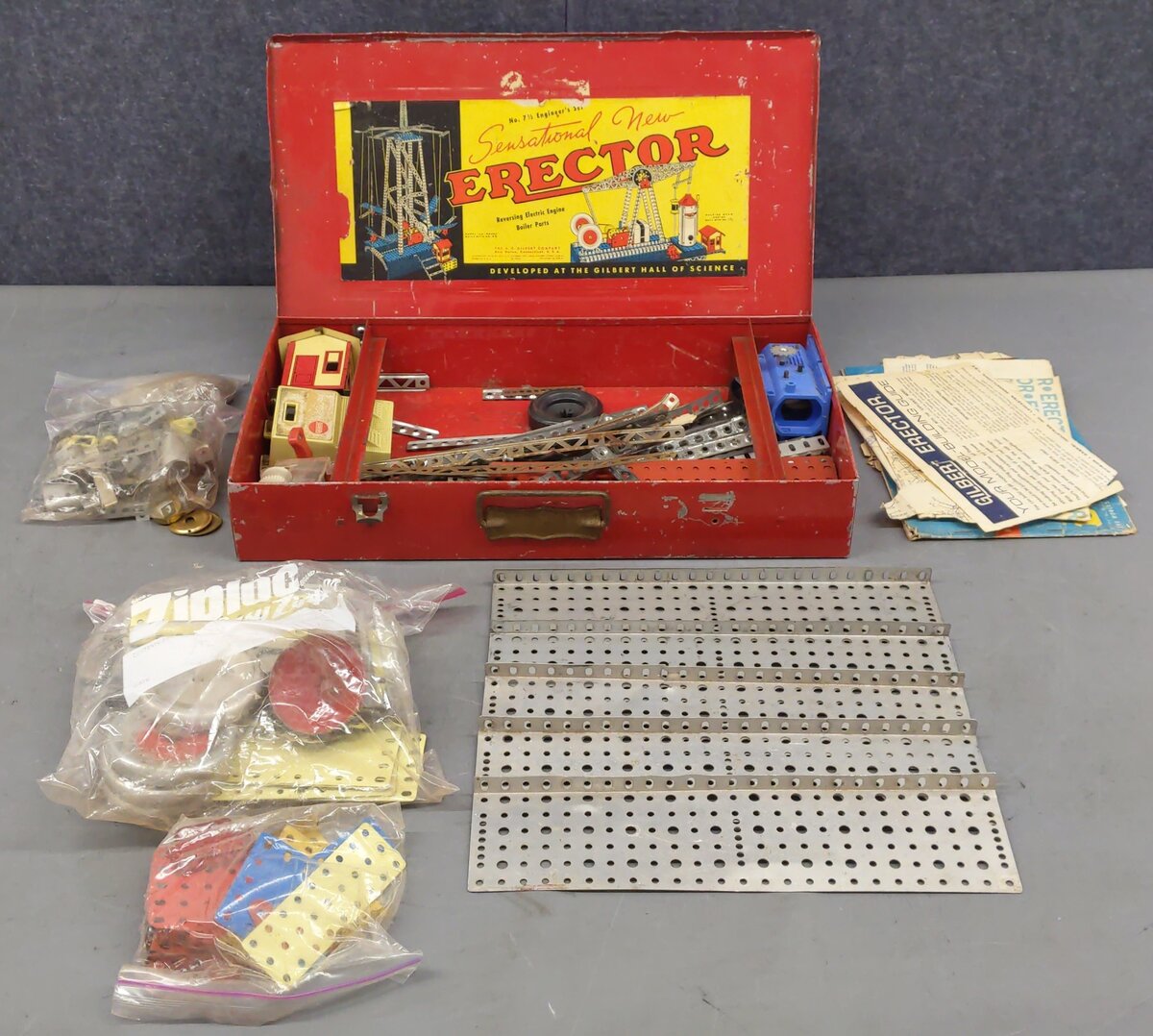 Erector 7 1/2 Vintage Reversing Electric Engine Boiler Parts Toy Set/Box