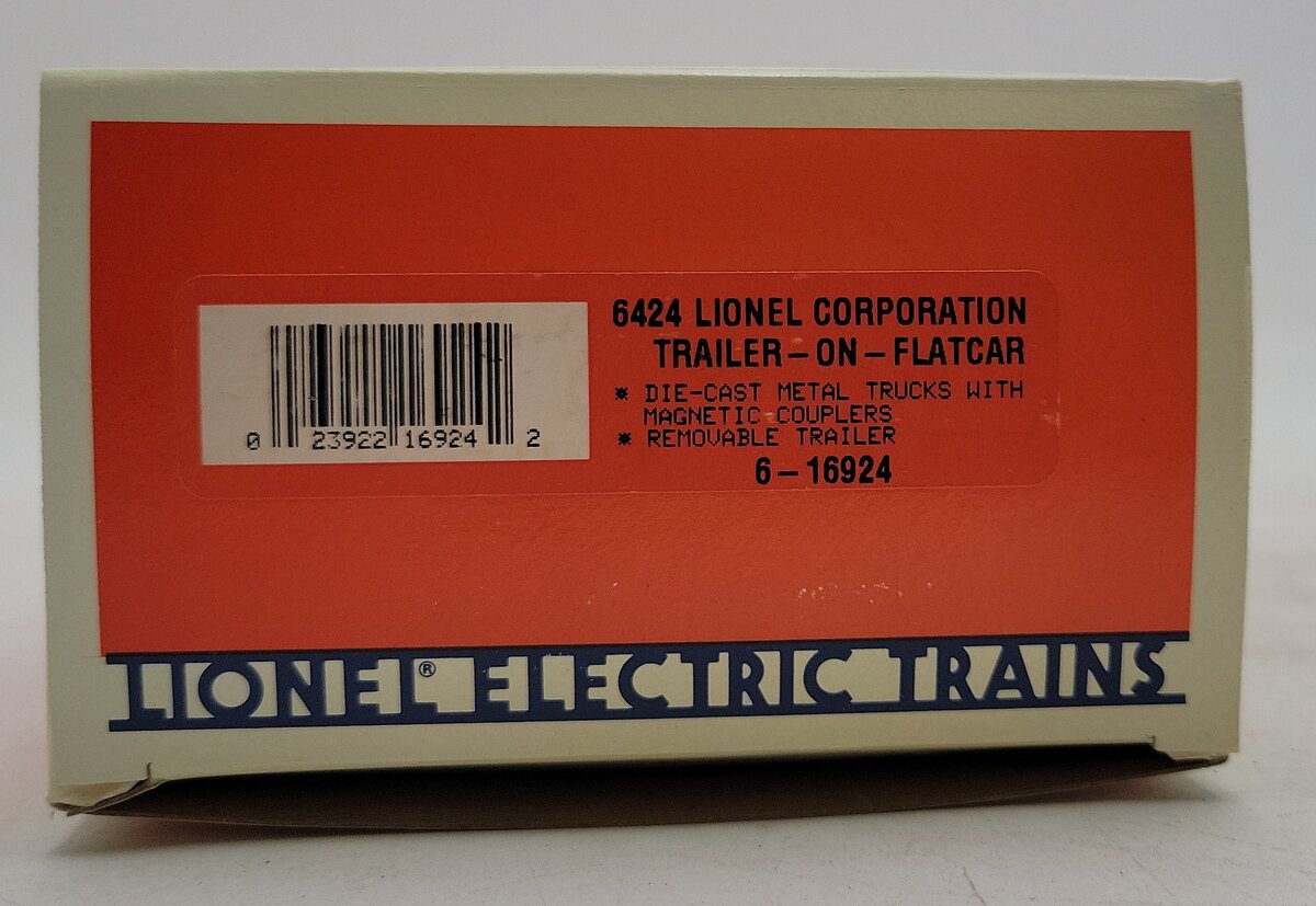 Lionel 6-16924 O Gauge Lionel Flatcar #6424 with Lionel Corporation Trailer EX/Box