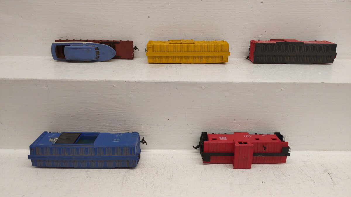 Lionel 5705 HO Scale Diesel Freight Set VG/Box