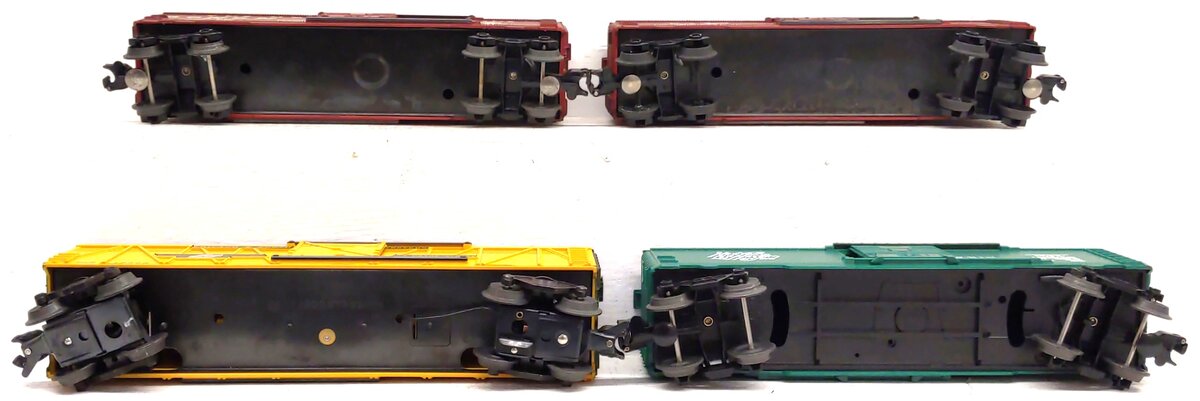 Lionel O Gauge Assorted Boxcars: 9214, 9230, 16238, 19828 [4] VG