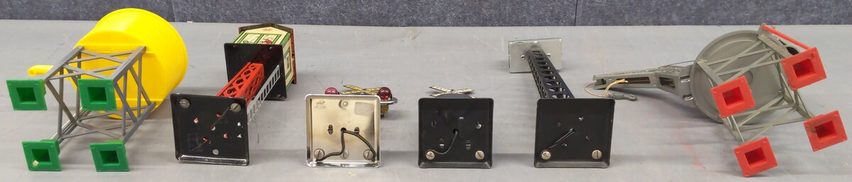 Marx Vintage O Gauge Accessories #065,416,413-A,423 [6] VG