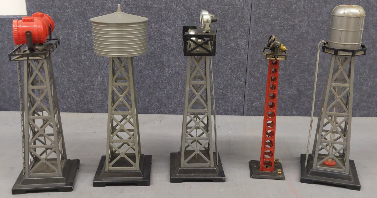 Marx Vintage O Gauge Light And Water Towers #0465,416-A,0165,0416 [5] VG