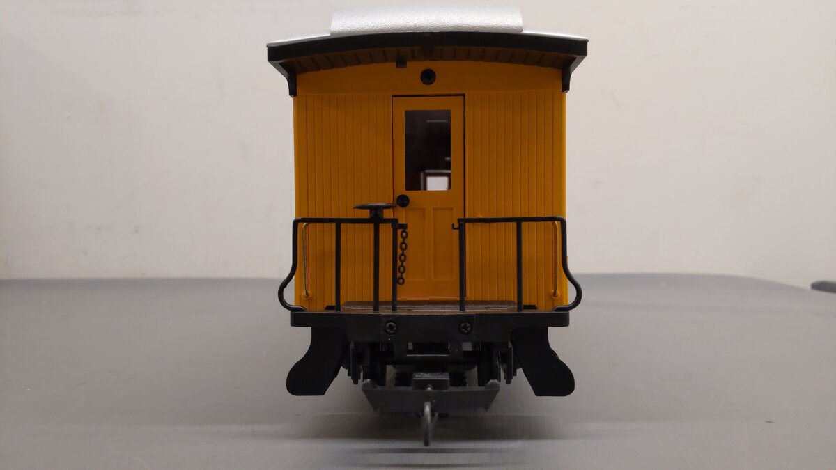 LGB 3084 G Scale D&RG Yellow & Silver Baggage Car #126 VG/Box