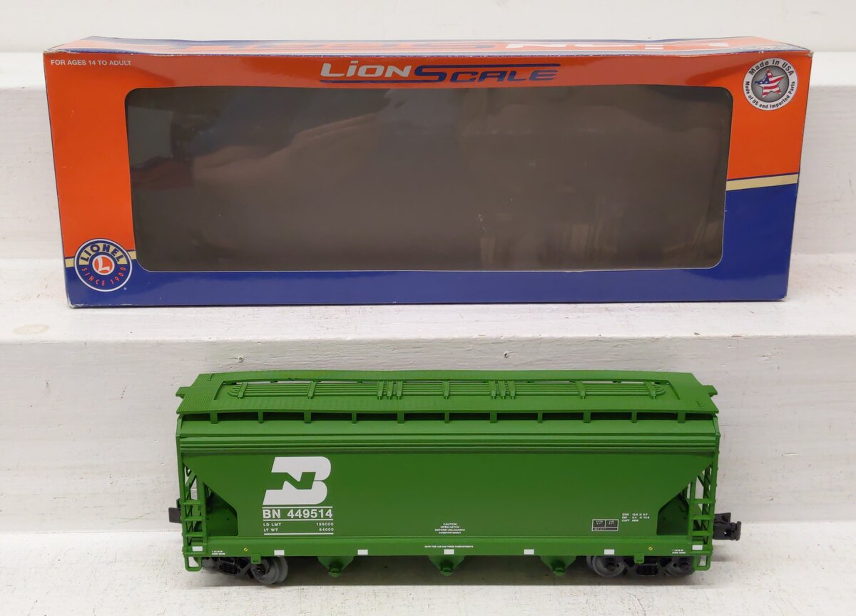 Lionel 3-18083 O Gauge Burlington Northern 3-Bay Covered Hopper #449514 LN/Box