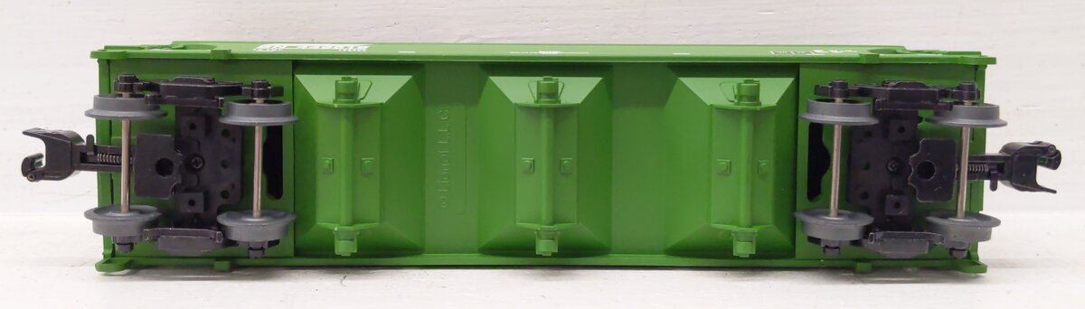 Lionel 3-18084 O Gauge Burlington Northern 3-Bay Covered Hopper #449519 LN/Box