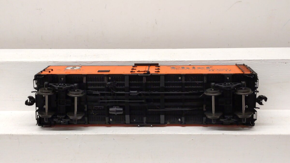 USA Trains 16500 G Atchison, Topeka & Santa Fe "Chief" 40' Reefer Car #457171 EX/Box