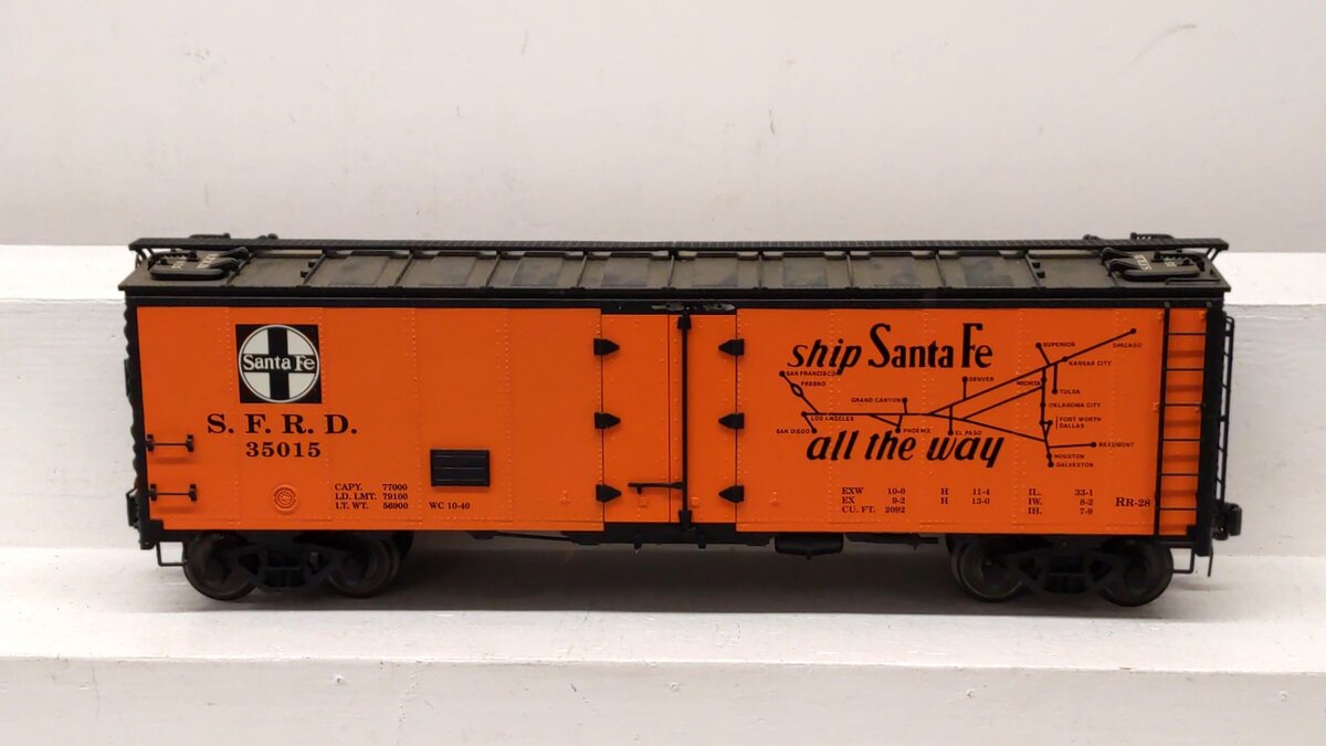 USA Trains 16500 G Atchison, Topeka & Santa Fe "Chief" 40' Reefer Car #457171 EX/Box