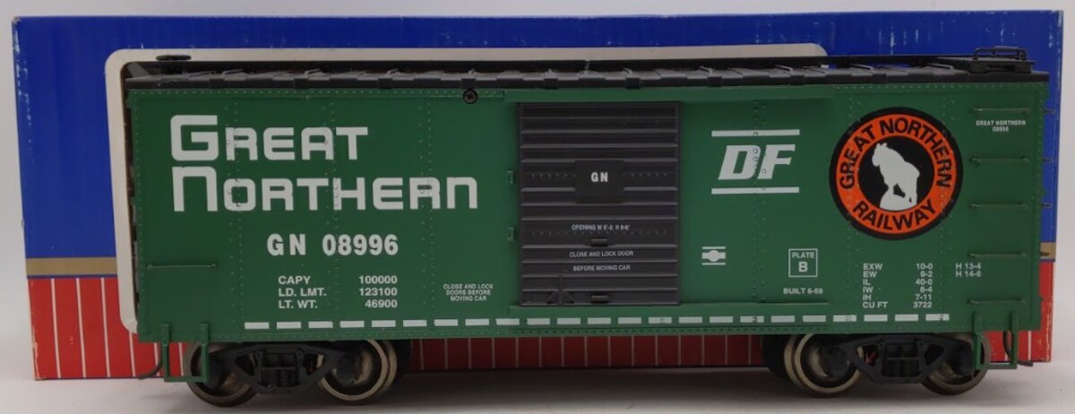 USA Trains R19056B G Gauge Great Northern Steel Box Car #08996 (Metal Wheels)/Box