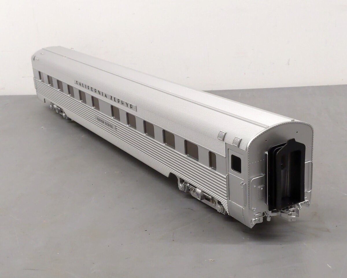 USA Trains 31015 "California Zephyr" Aluminum Sleeper Lighted (Metal Wheels) LN/Box