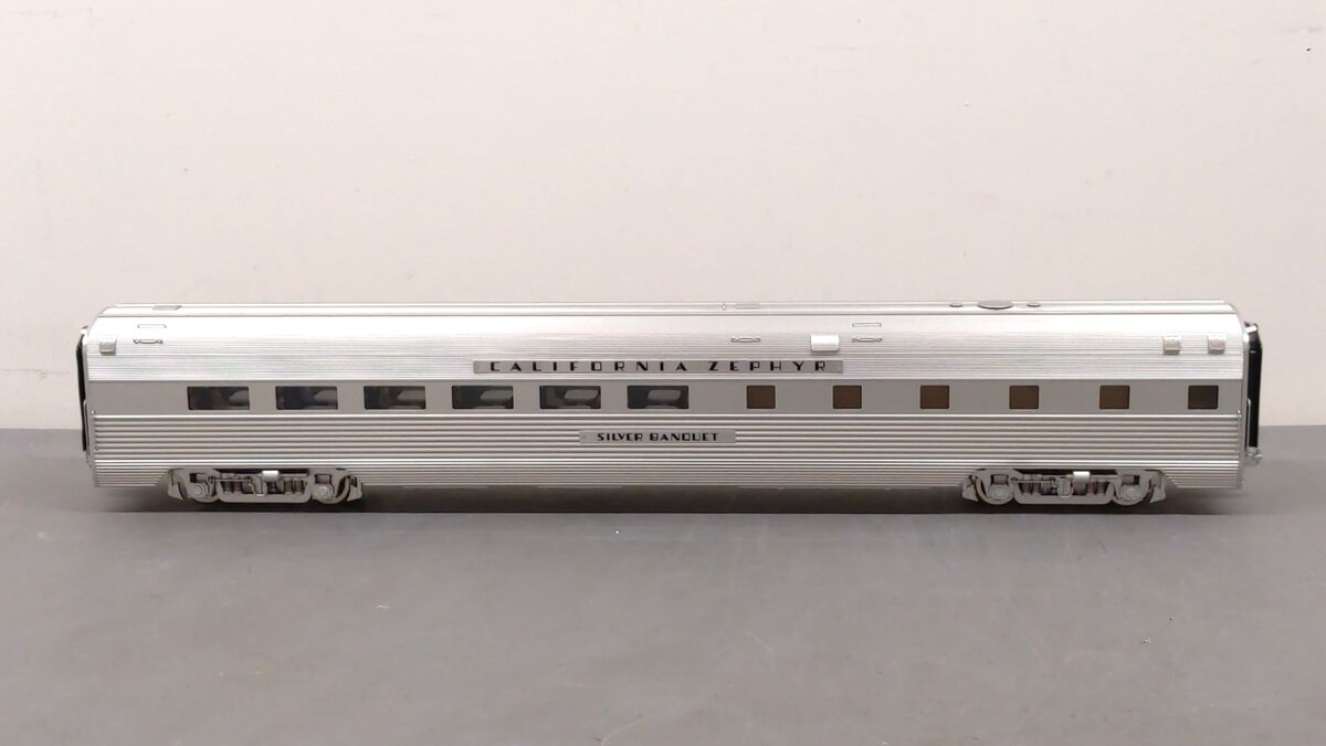 USA Trains 31013 G "California Zephyr" Corrugated Aluminum Diner (Metal Wheels) LN/Box