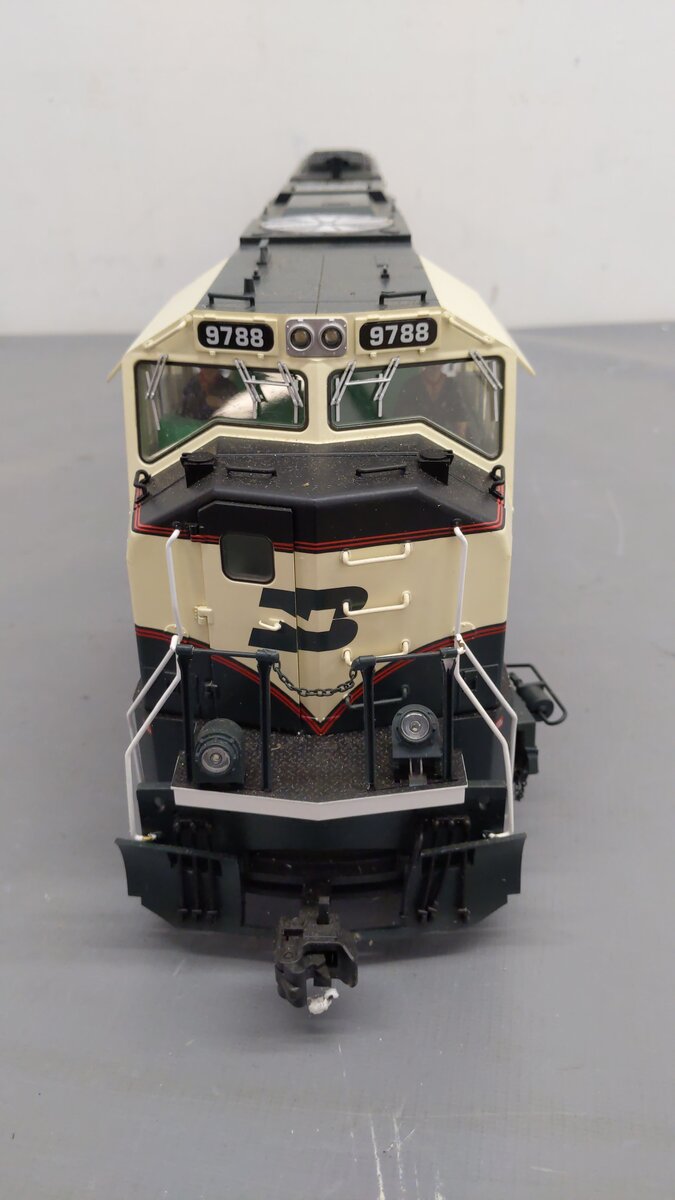 USA Trains R22614 G Burlington Northern Santa Fe EMD SD70 MAC Diesel Loco #9785 EX/Box