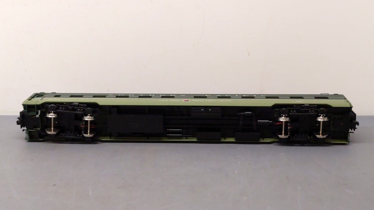 USA Trains 31083 G Northern Pacific Aluminum Dining Car with Metal Wheels #459 LN/Box