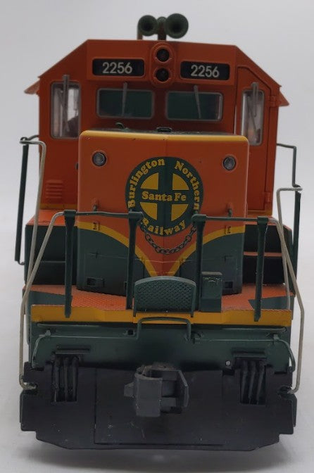 USA Trains R22204 G Gauge BNSF GP38-2 Diesel Engine #2256 with Sound/Box