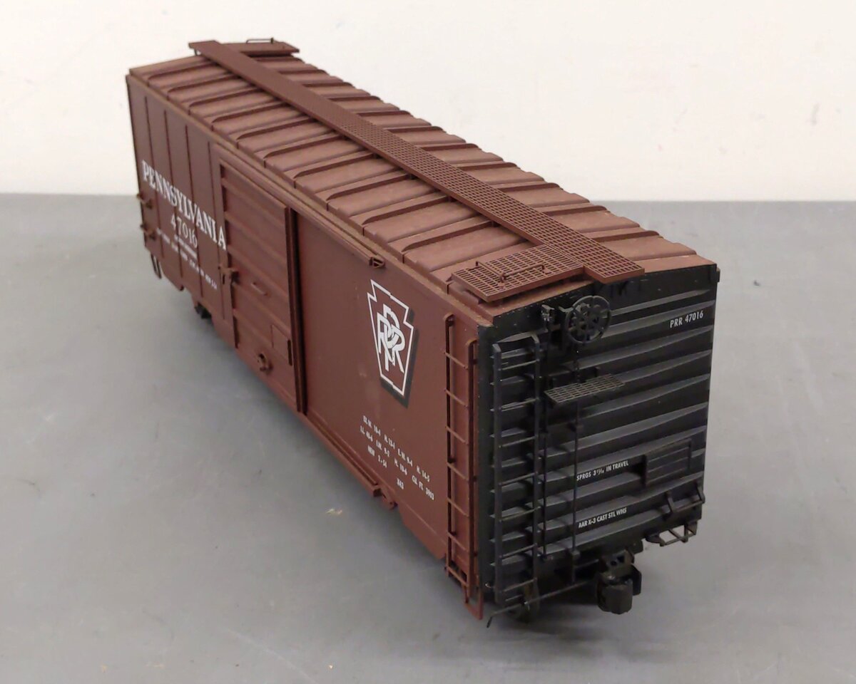 American Mainline G401-06 G Scale Pennsylvania Boxcar #47016 w/ Metal Wheels EX/Box