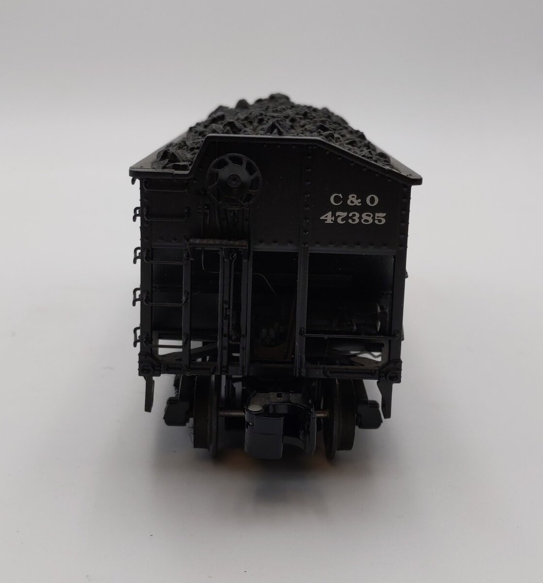 Lionel 6-17025 O Die-Cast Chesapeake & Ohio 50-Ton Offset Hopper Car #300027 NIB