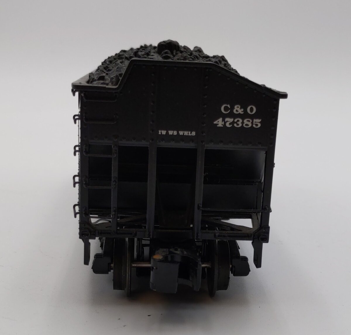 Lionel 6-17025 O Die-Cast Chesapeake & Ohio 50-Ton Offset Hopper Car #300027 NIB
