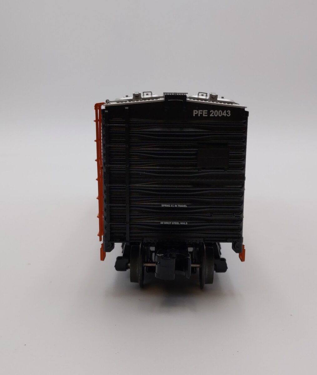 Lionel 6-17352 O Pacific Fruit Express Steel Sided Refrigerator Car #20043 NIB