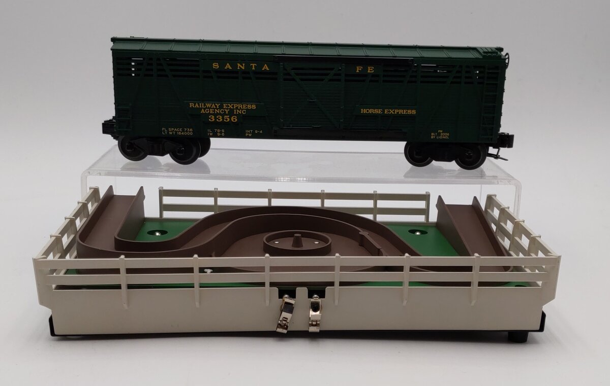Lionel 6-29843 O Gauge PWC Santa Fe Horse Car & Corral #3356 EX/Box
