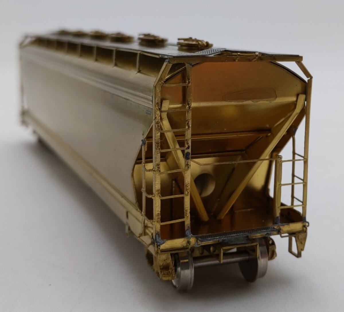 Overland OMI-3092 HO Scale ACF 3-Bay Centerflow 4600 Covered Hopper EX/Box