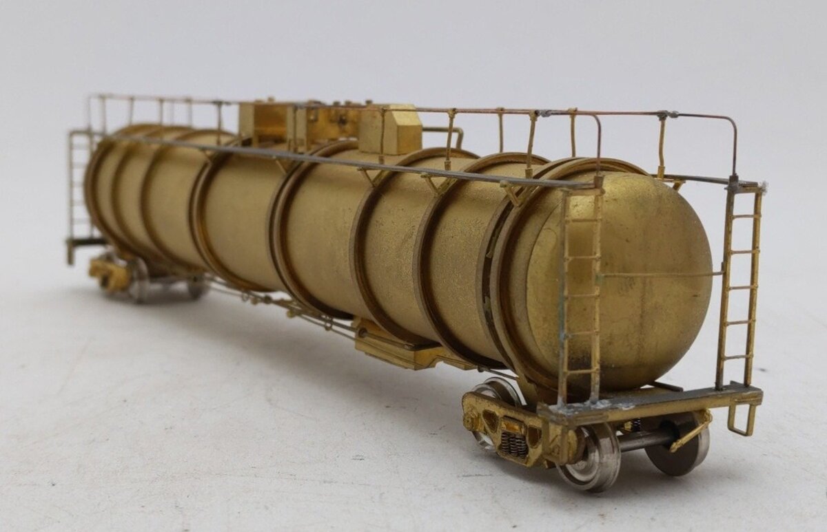 Overland OMI-3029 HO Scale BRASS 61' Liquid Air Tank Car LN/Box