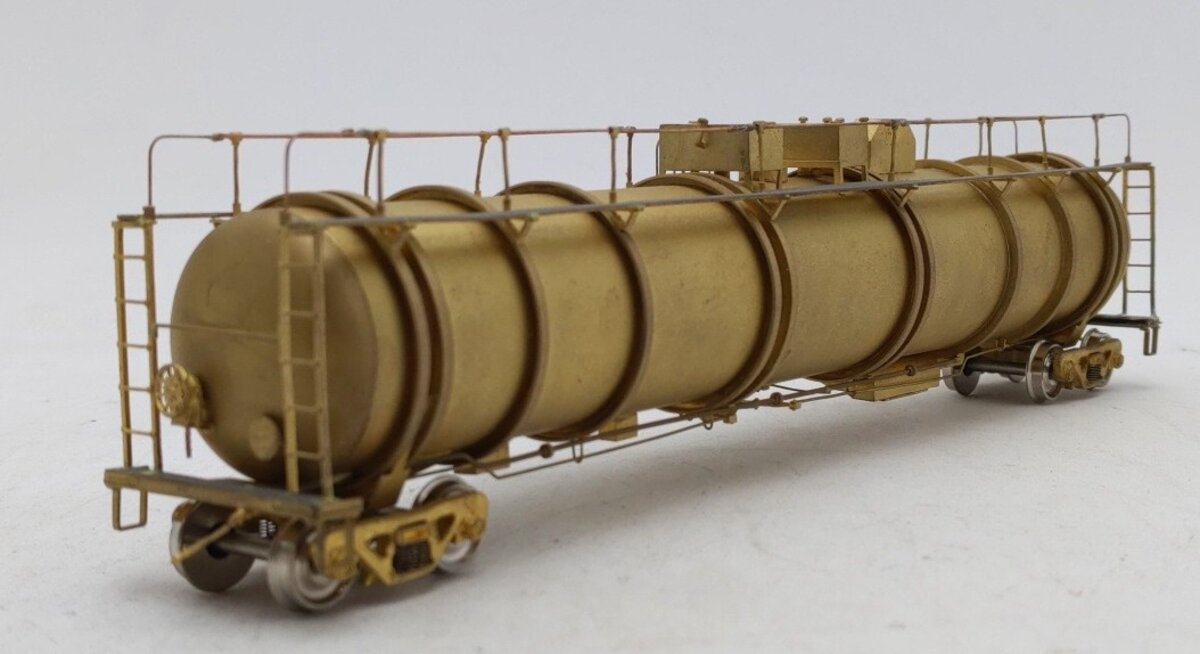 Overland OMI-3029 HO Scale BRASS 61' Liquid Air Tank Car LN/Box