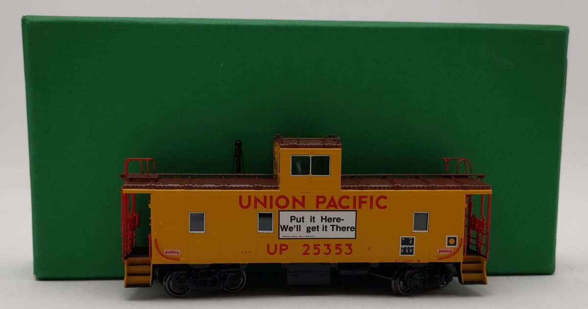 Overland 3973.1 HO Scale Union Pacific CA-6 Caboose #25353- Factory Painted EX/Box