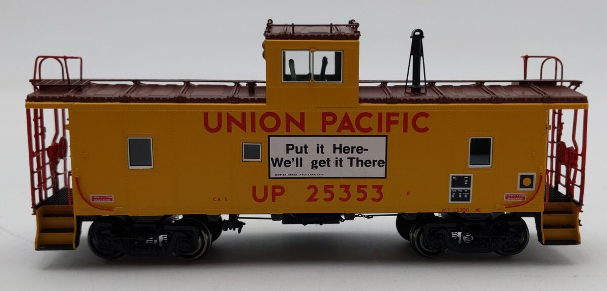 Overland 3973.1 HO Scale Union Pacific CA-6 Caboose #25353- Factory Painted EX/Box