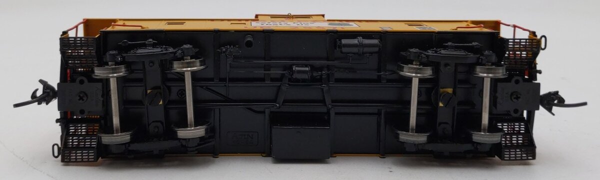 Overland OMI-3975.1 HO Scale Union Pacific CA-8 Caboose #25571-FP EX/Box