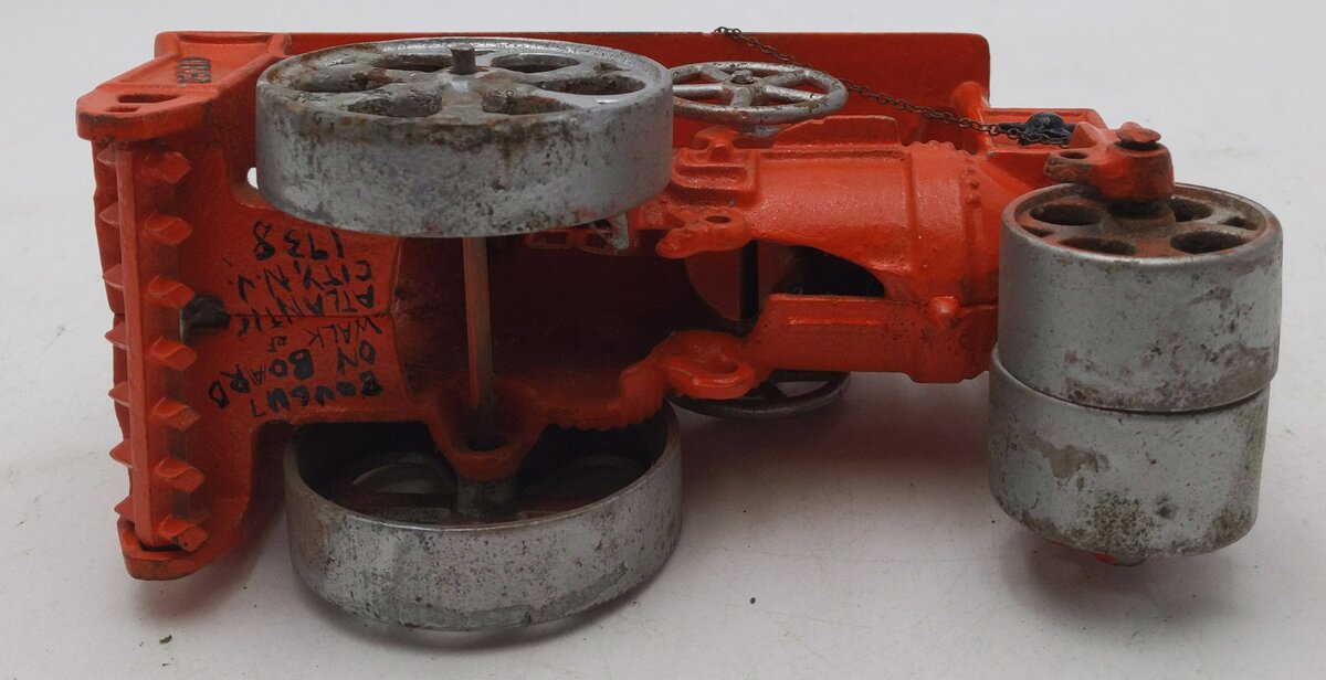 Hubert's Model RR Mfg. Cast Iron Huber Steam Tractor Toy VG