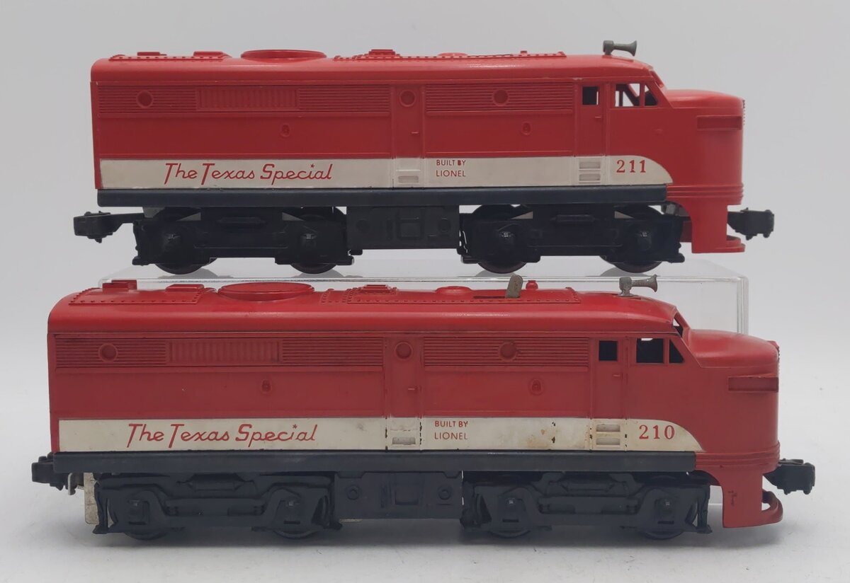 Lionel 210 O Vintage Texas Special AA Diesel Locomotive Set #210 EX