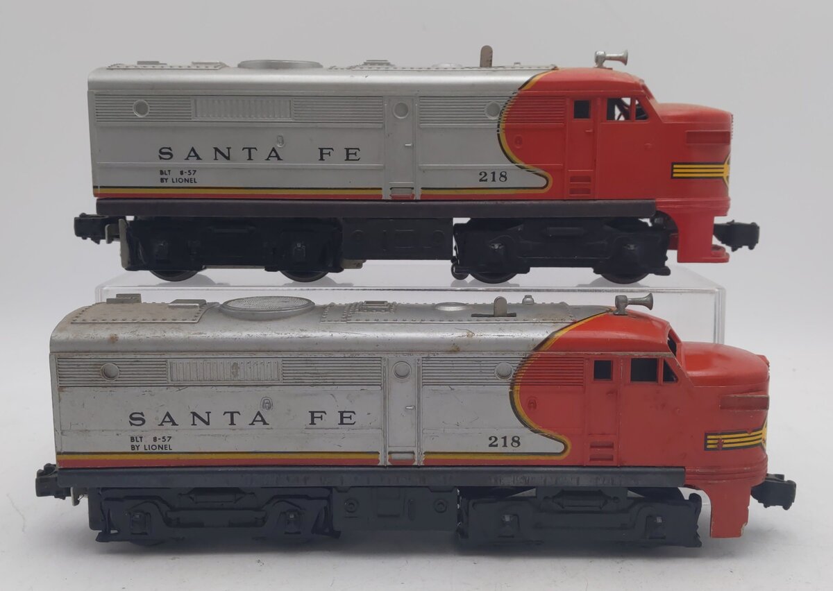 Lionel 218 Vintage O Santa Fe Alco AA Diesel Locomotive Set VG