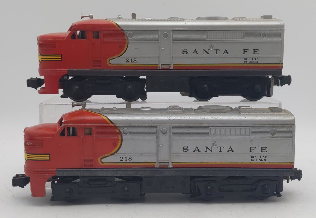 Lionel 218 Vintage O Santa Fe Alco AA Diesel Locomotive Set VG