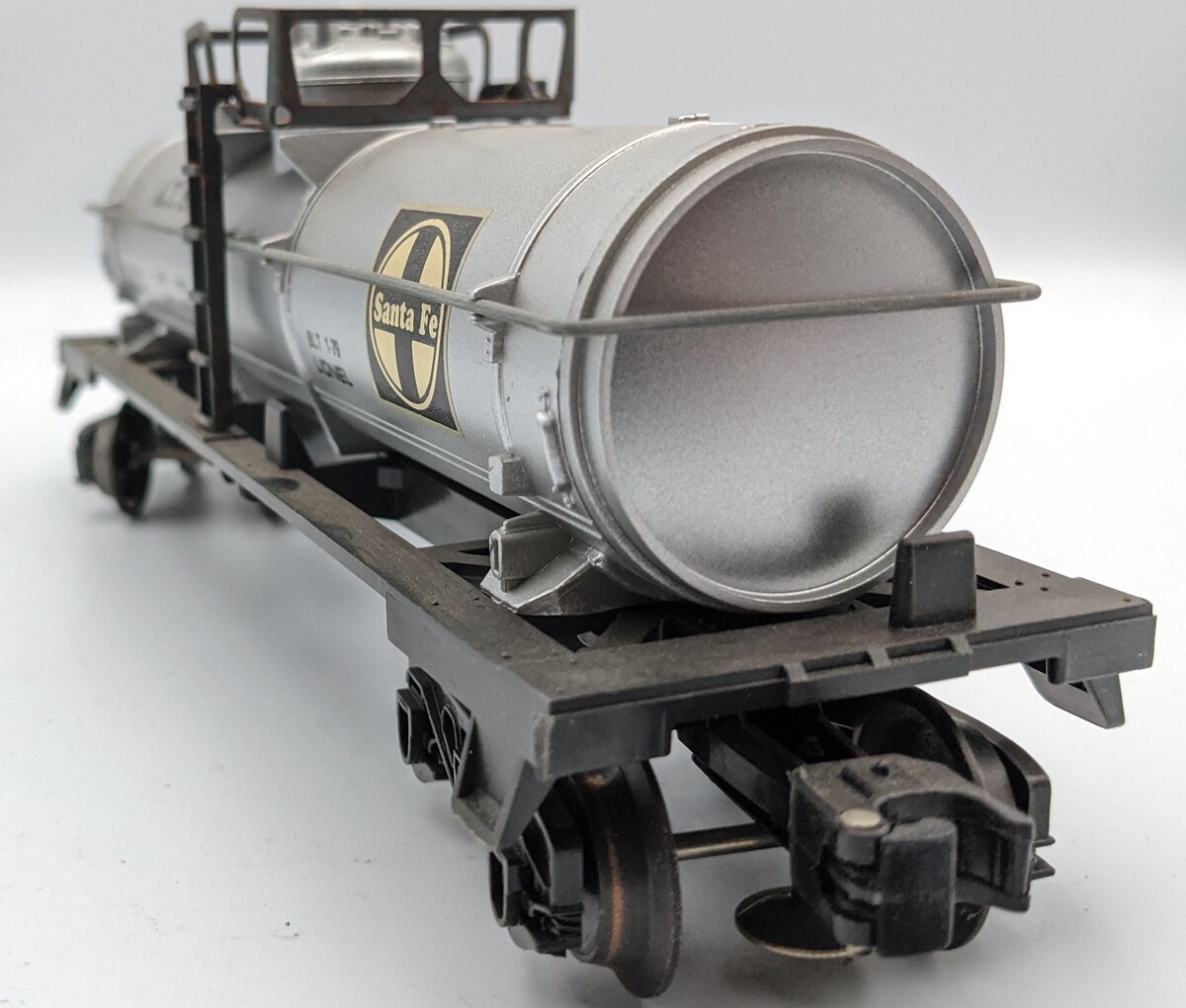 Lionel 6-9321 O Gauge Atchison Topeka & Santa Fe Single Dome Tank Car EX/Box