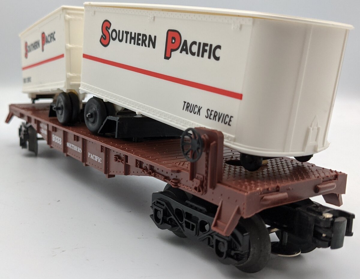 Lionel 6-9333 O Gauge Southern Pacific Flatcar with 2 Trailers #9333 NIB