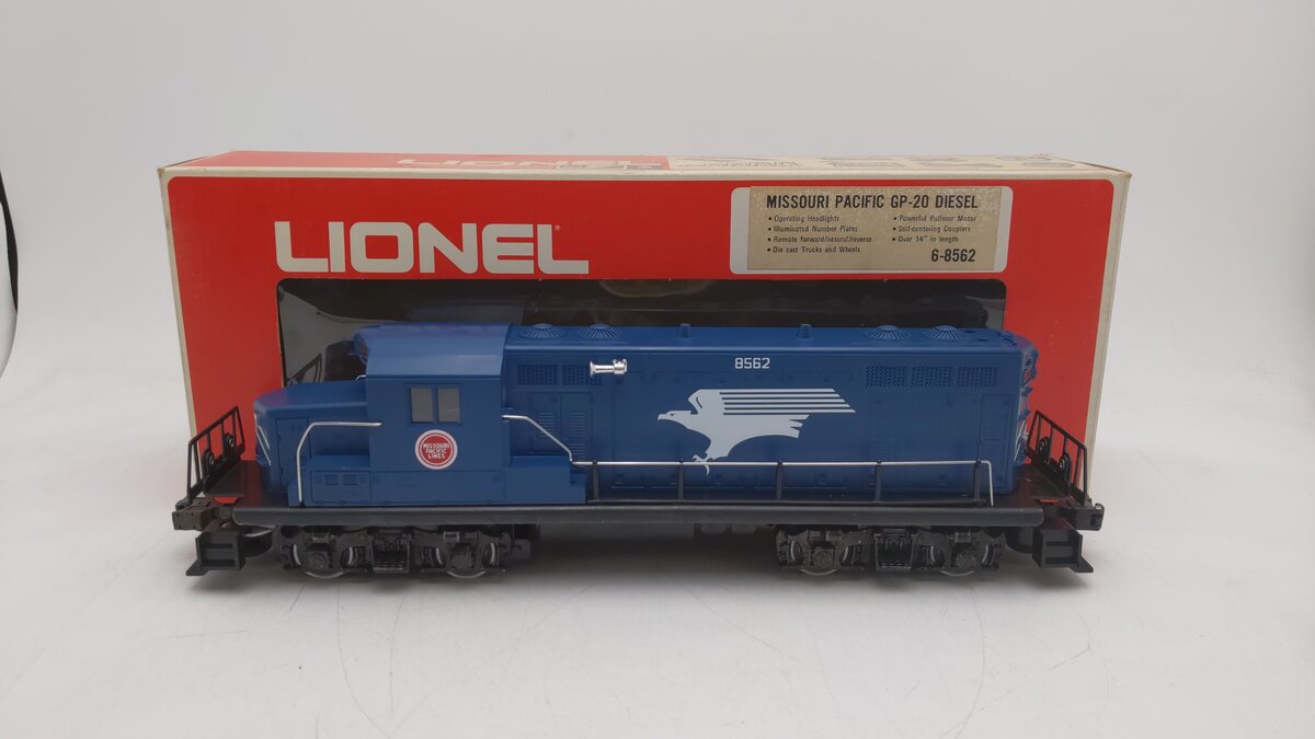 Lionel 6-8562 O Gauge Missouri Pacific GP-20 Diesel Locomotive #8562 EX/Box