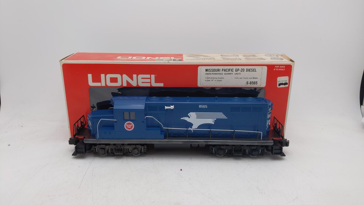 Lionel 6-8565 O Gauge Missouri Pacific GP-20 Dummy Diesel Locomotive EX/Box