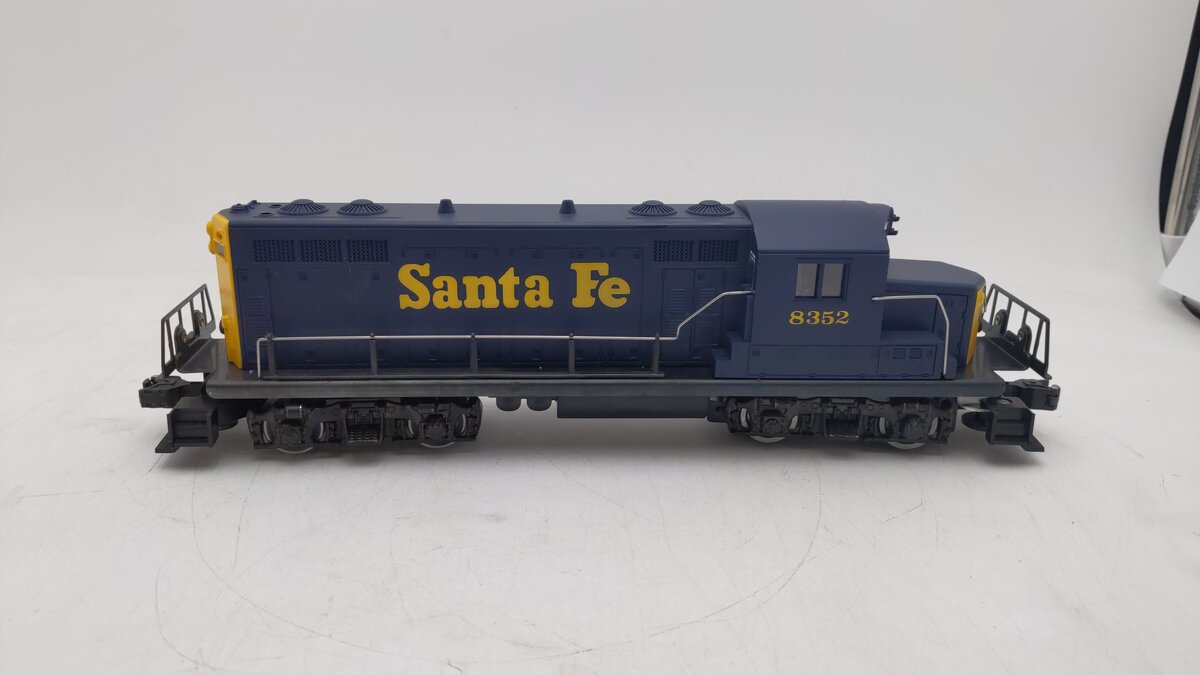 Lionel 6-8352 O Gauge Santa Fe GP-20 Powered Diesel Locomotive #8352 EX/Box