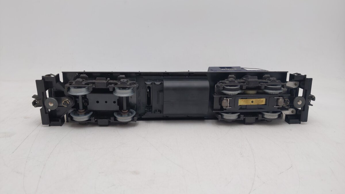 Lionel 6-8352 O Gauge Santa Fe GP-20 Powered Diesel Locomotive #8352 EX/Box