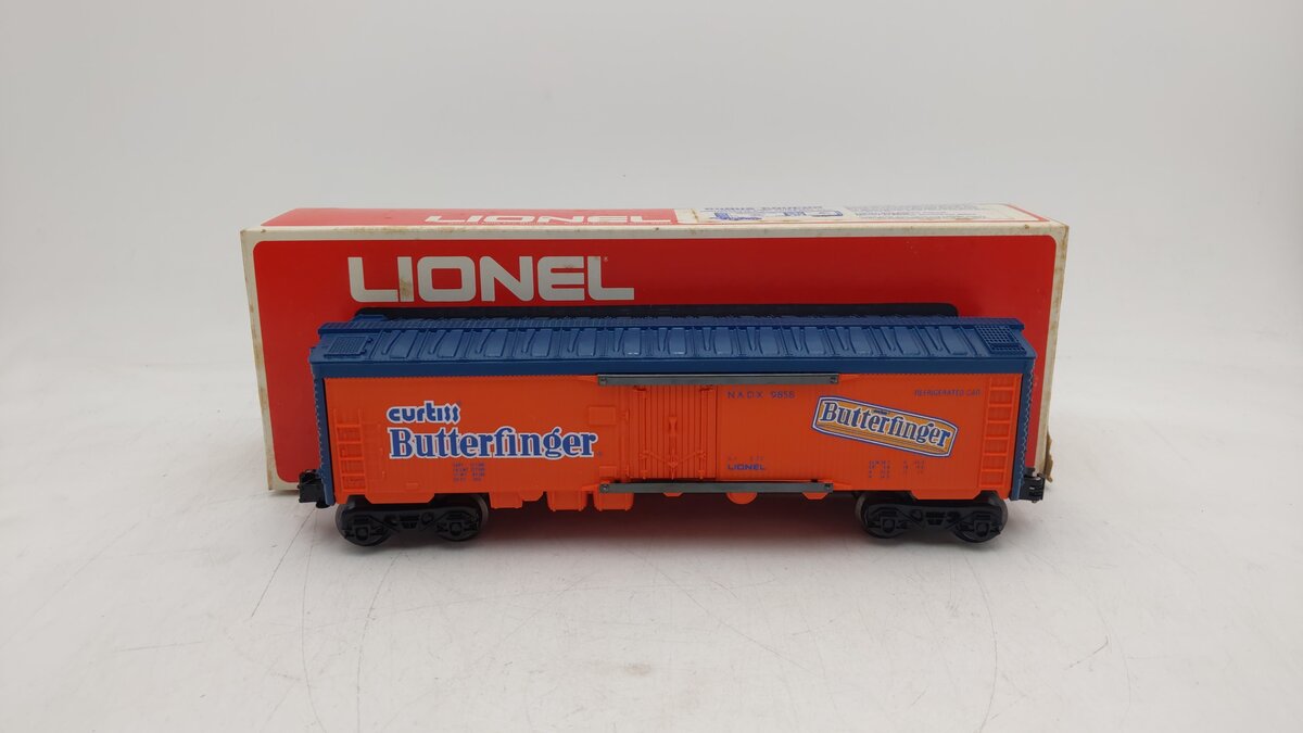 Lionel 6-9858 O Gauge Butterfinger Billboard Reefer Car EX/Box