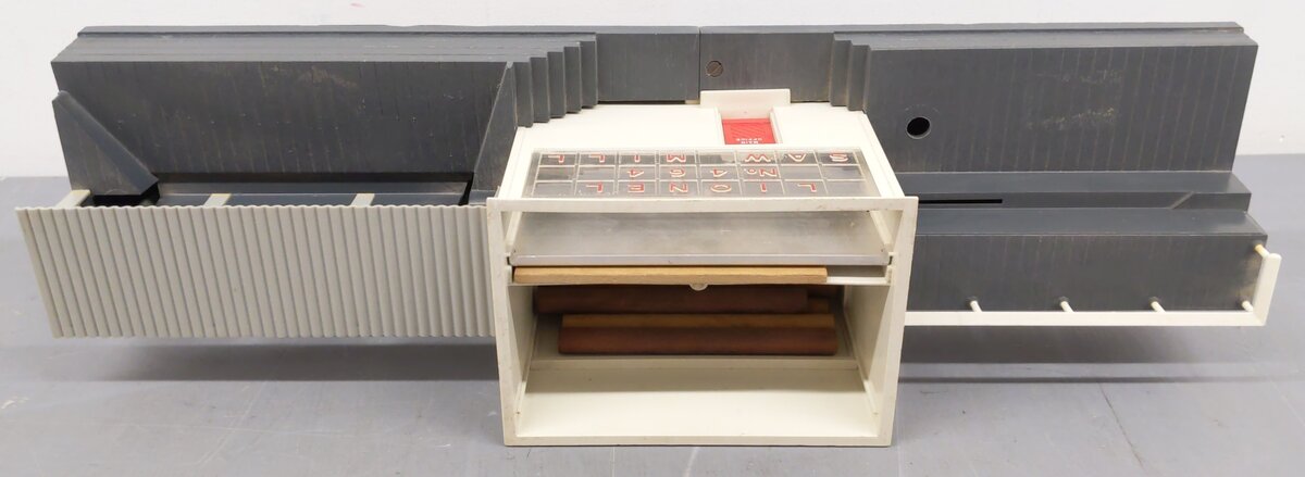 Lionel 464 Vintage O Operating Sawmill/Lumber Mill VG