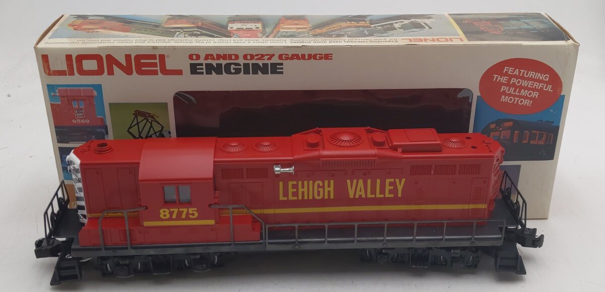 Lionel 6-8775 O Gauge Lehigh Valley GP-9 Powered Diesel Locomotive #8775 EX/Box