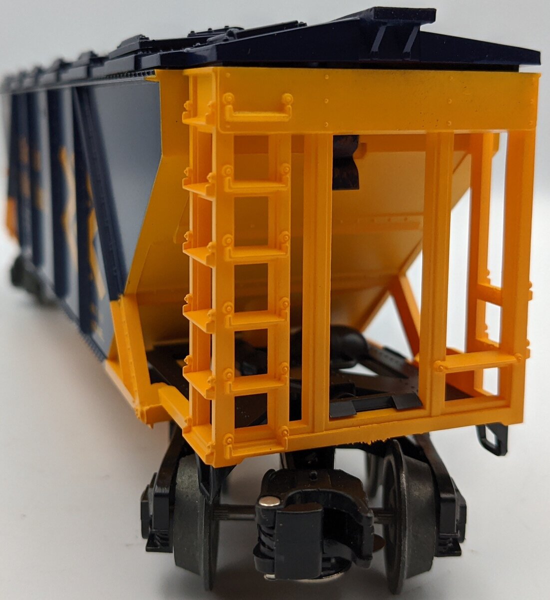 Lionel 6-6100 O Gauge Ontario Northland Covered Quad Hopper LN/Box