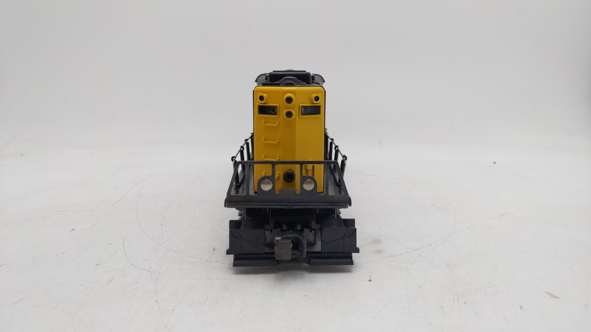 Lionel 6-8250 O Gauge Santa Fe GP9 Powered Diesel Engine #8250 EX/Box