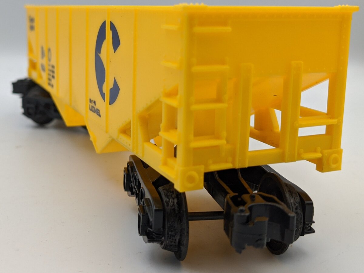 Lionel 6-9016 O Gauge Baltimore & Ohio 2-Bay Hopper NIB