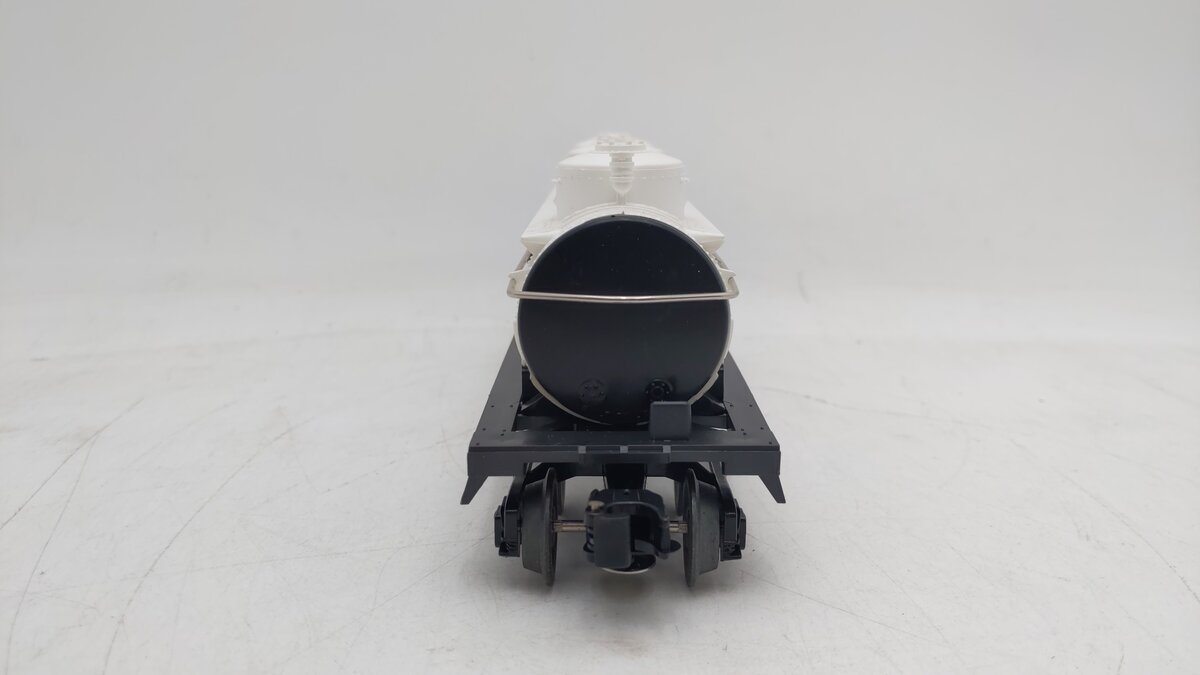 Lionel 6-9279 O Gauge Magnolia 3-Dome Tank Car LN/Box