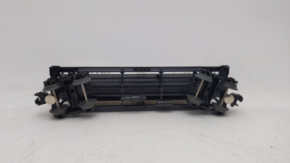 Lionel 6-9279 O Gauge Magnolia 3-Dome Tank Car LN/Box