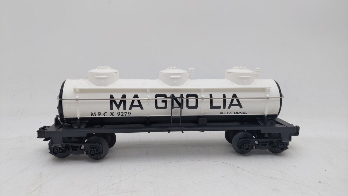 Lionel 6-9279 O Gauge Magnolia 3-Dome Tank Car LN/Box