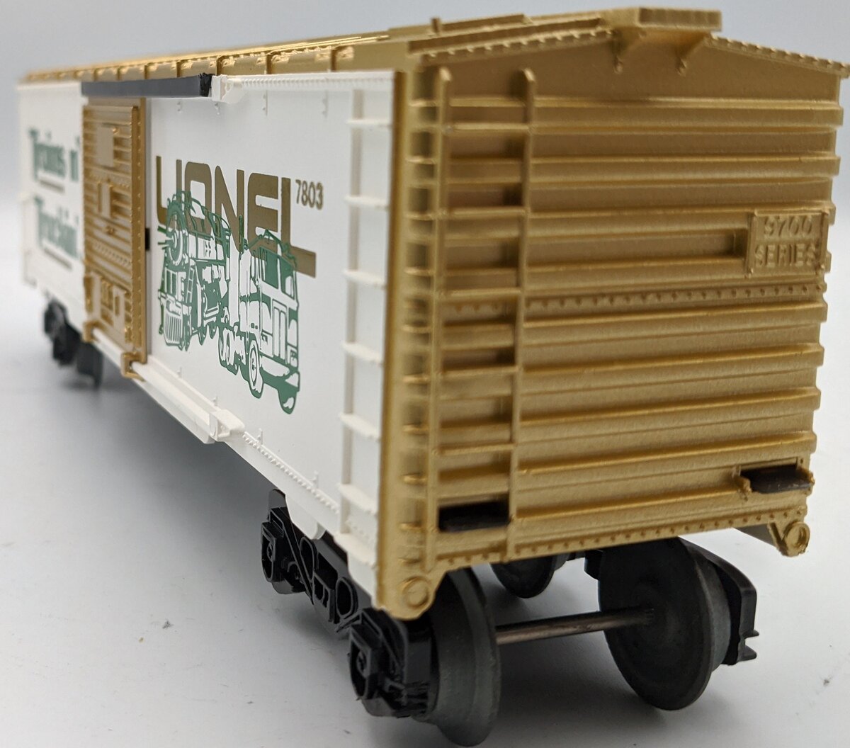 Lionel 6-7803 O Gauge Trains 'n Truckin' Boxcar NIB